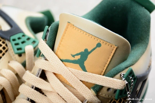 DC7770-106 Retro Jordan DC7770-106 4 0520